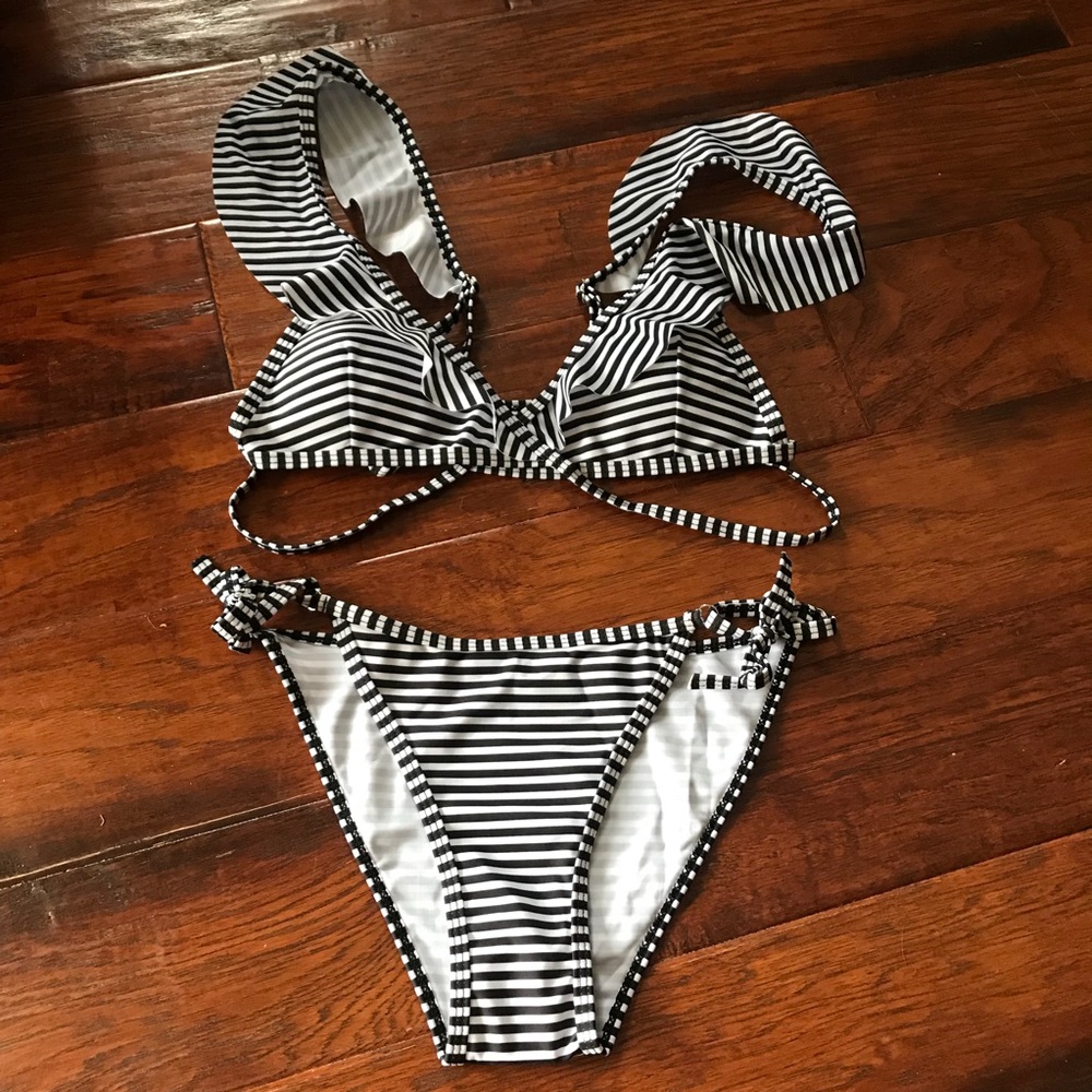 Brand new never worn striped wrap around bikini